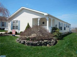 1065 Scenic View Dr, Schwenksville, PA 19473