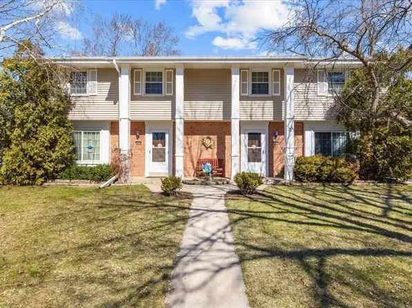 2014 Ruben Dr #1, Waukesha, WI 53186