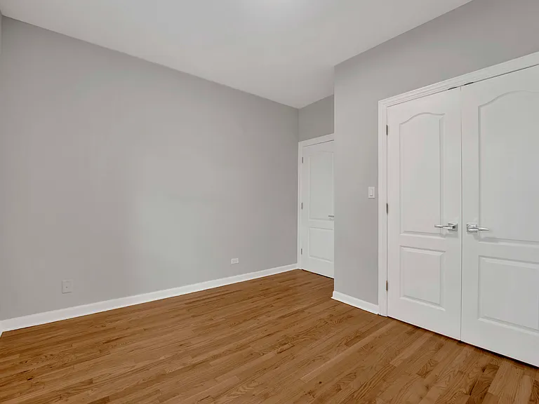 2456 N Hamlin Ave #2S — Photo 19