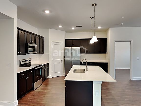 4th image of 2716 Ponds Trl