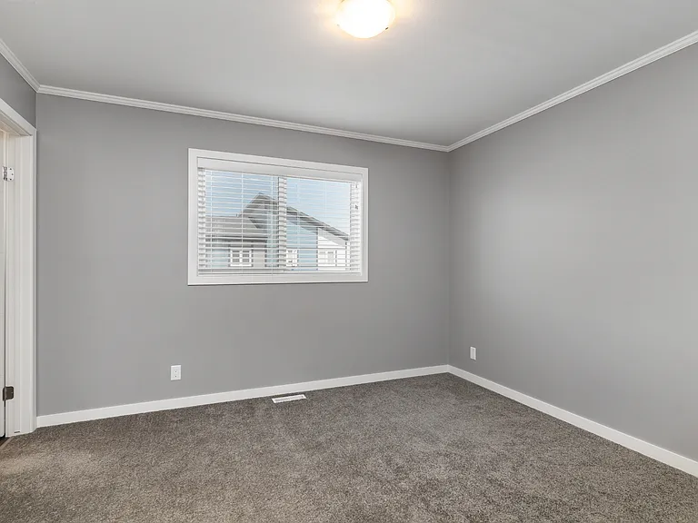 107 Thode Ave — Photo 19