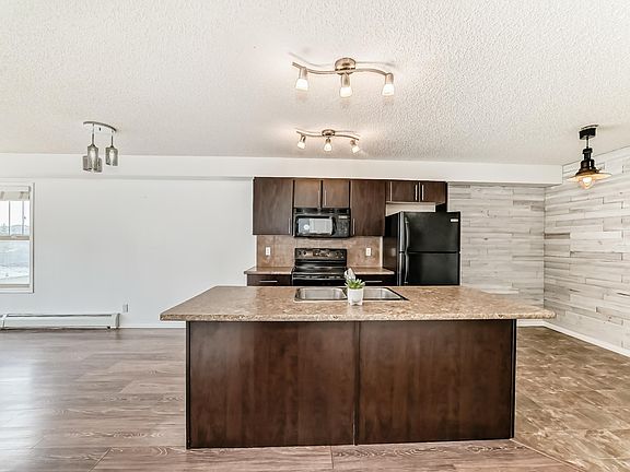 5th image of 103 Ambleside Dr SW Unit 301