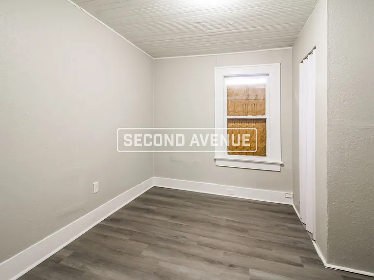 1522 W 22nd St — Photo 9