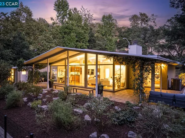 192 Hall Dr, Orinda, CA 94563