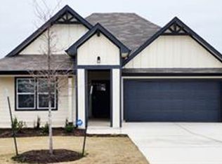 126 Sweetwater Creek Ln, Hutto, TX 78634