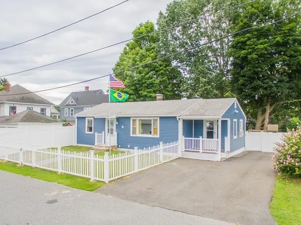 12 Clifford St, Lowell, MA 01851