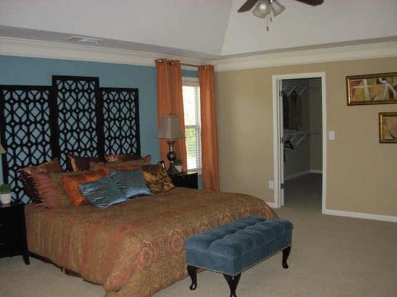 4th image of 898 Still Hill Ln