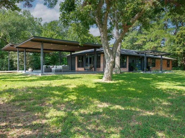 455 Post Oak Ct, Caldwell, TX 77836