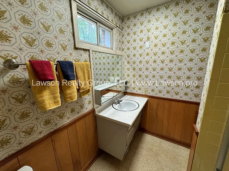 3074 Carolina Ave SW — Photo 50
