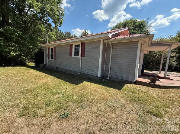 129 Sunset Dr, Troy, NC 27371