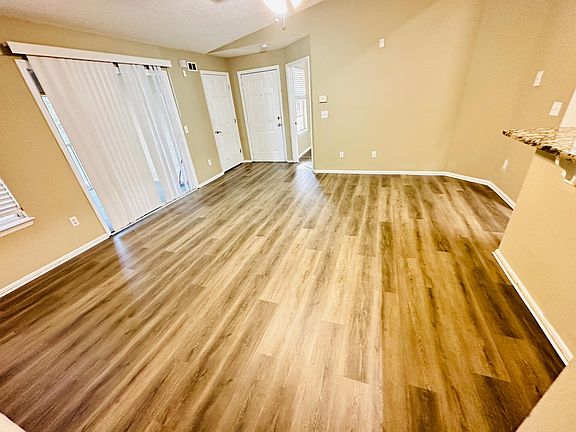 5th image of 2226 Metropolitan Way APT 1125