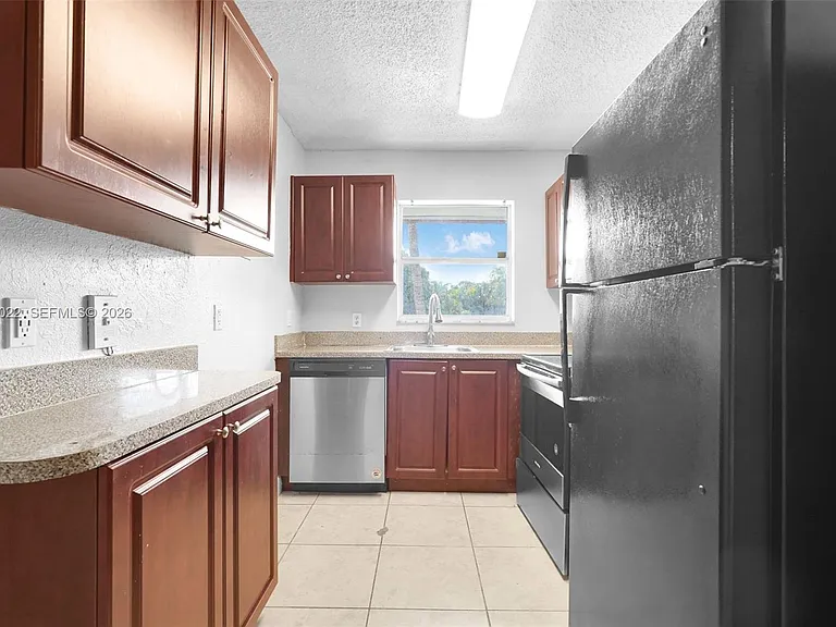 400 NW 65th Ave #213 — Photo 17