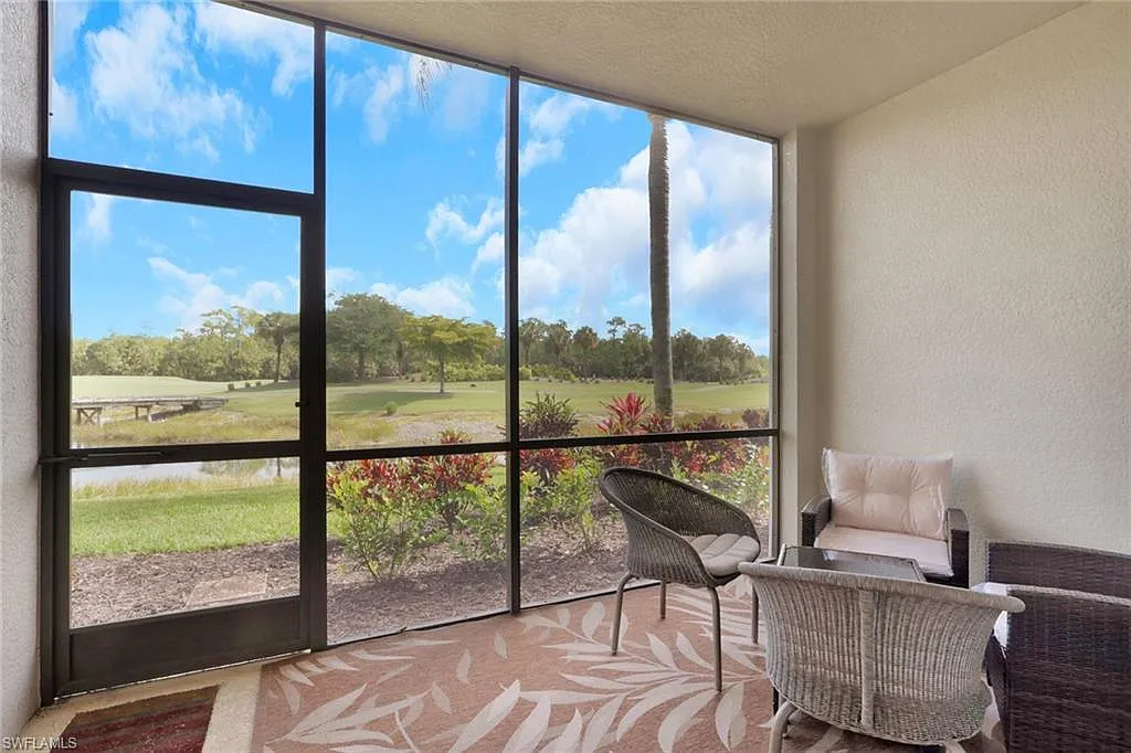 2 bed, 2.0 bath, 1194 sqft, $5,000 — Photo 3
