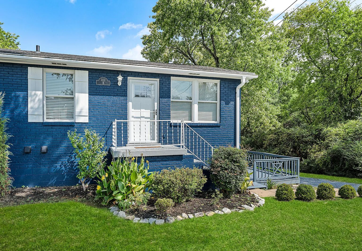 2112B Sanborn Dr — Photo 4