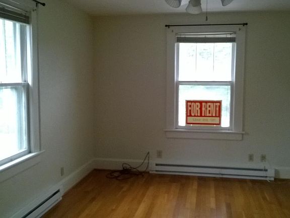 5th image of 419 1/2 16th St