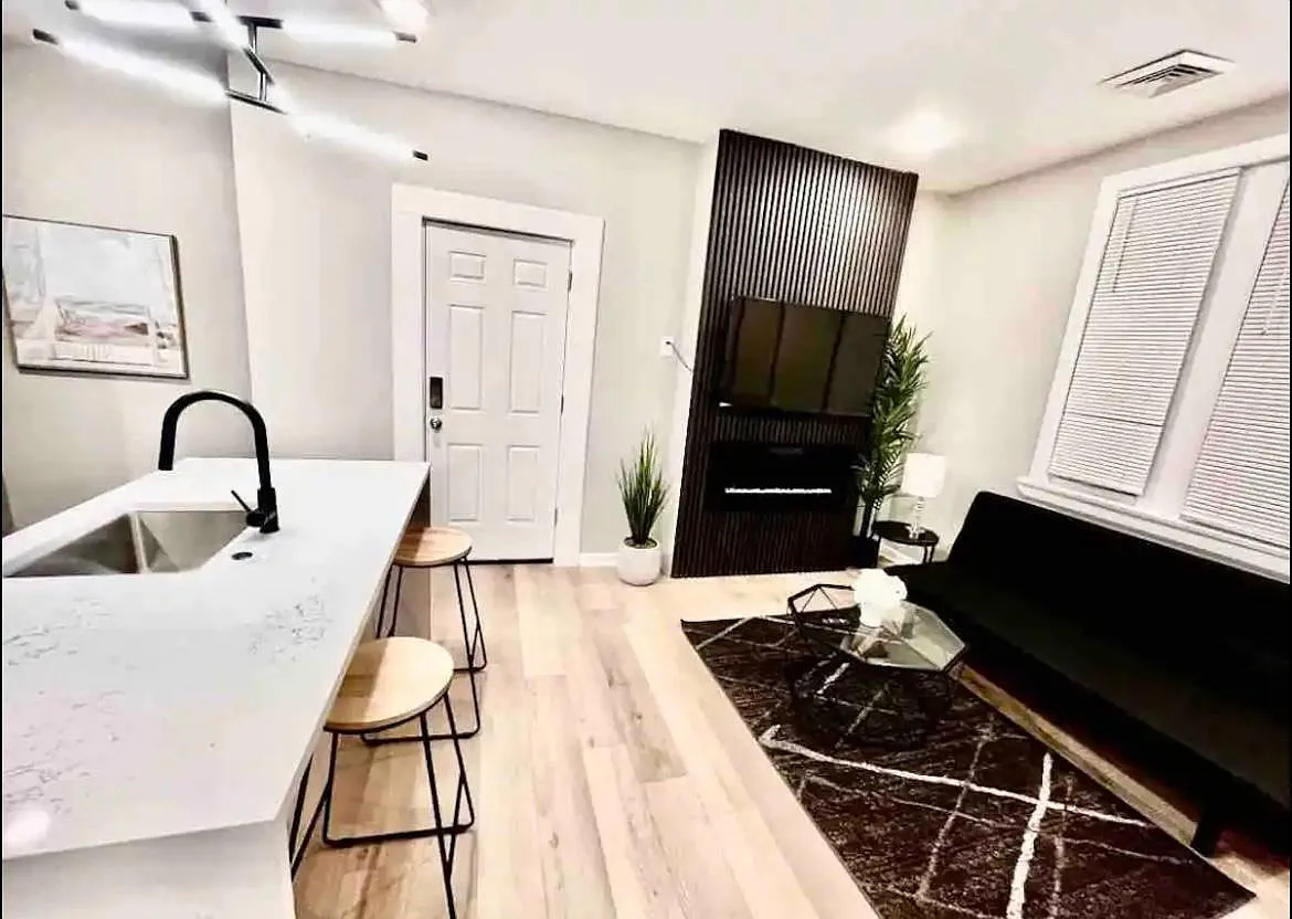 3831 Atlantic Ave — Photo 4