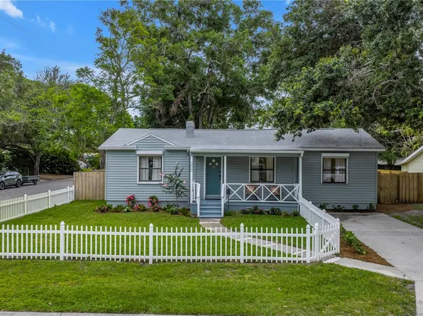300 33rd Ave N, Saint Petersburg, FL 33704