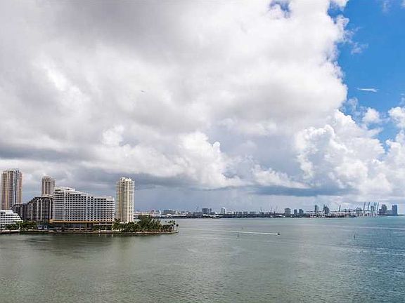 4th image of 1331 Brickell Bay Dr APT 901