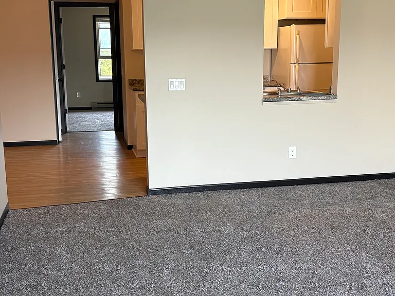 2029 Greenway Cross — Photo 17