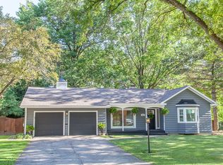 3121 Ridgemore Dr SE, Cedar Rapids, IA 52403