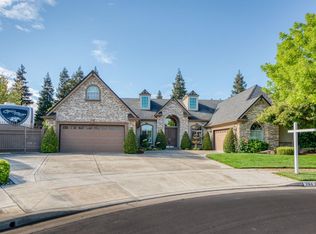 264 W Lester Ave, Clovis, CA