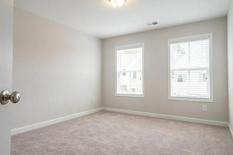 3359 Verdi Ln — Photo 37