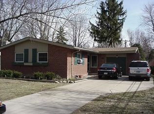 29434 Fall River Rd, Southfield, MI 48076