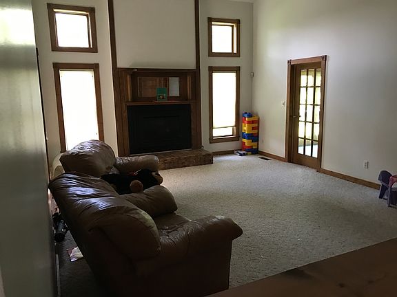 5th image of 51245 Green Hill Dr