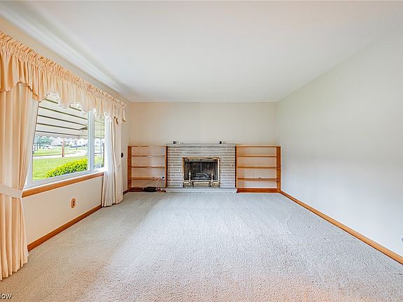 2nd image of 3308 Estates Cir