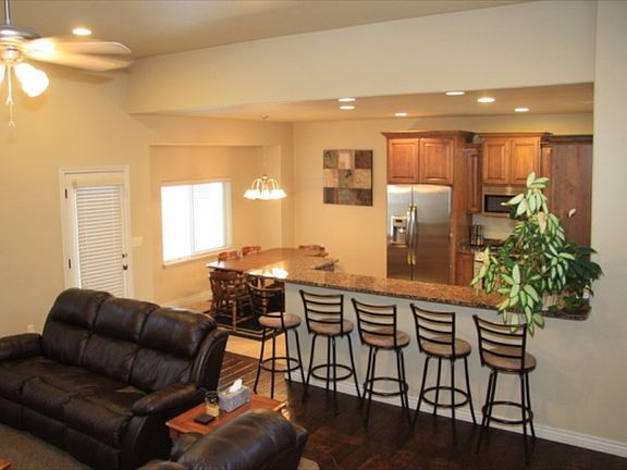 2nd image of 6482 S Sadie Ln