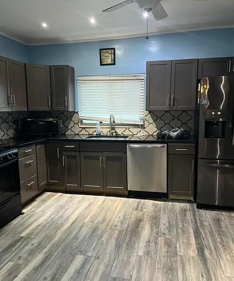 191 McGovern Blvd — Photo 1