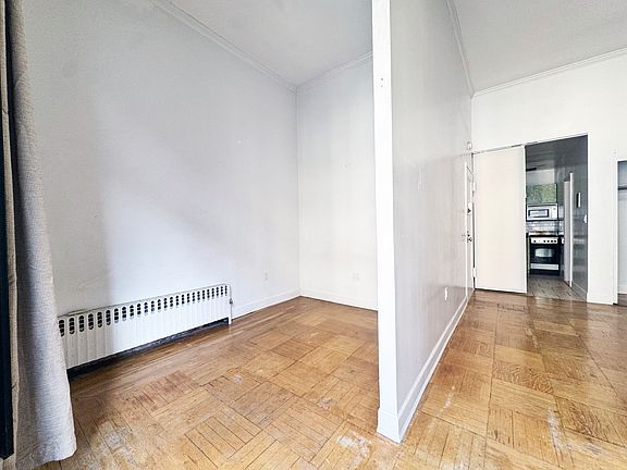 4th image of 308 W 105th St APT 1A