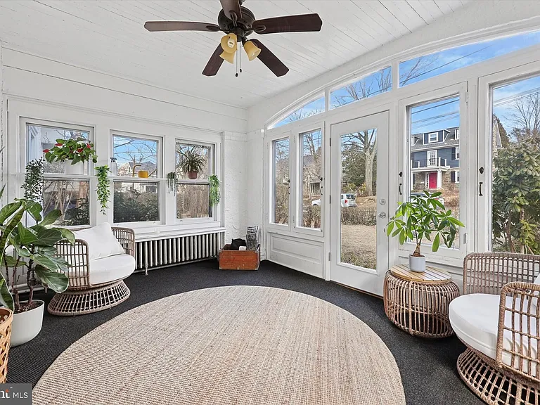 232 Forrest Ave — Photo 23