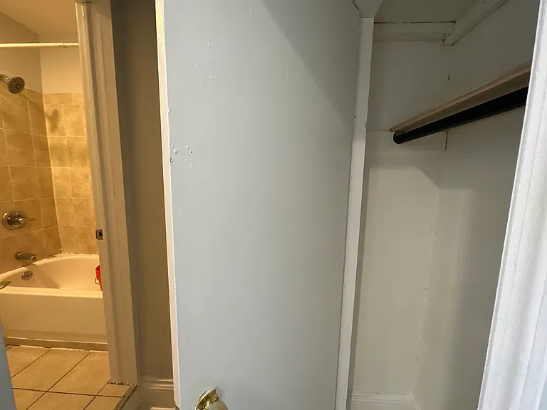 240 Paterson Ave #5 — Photo 33