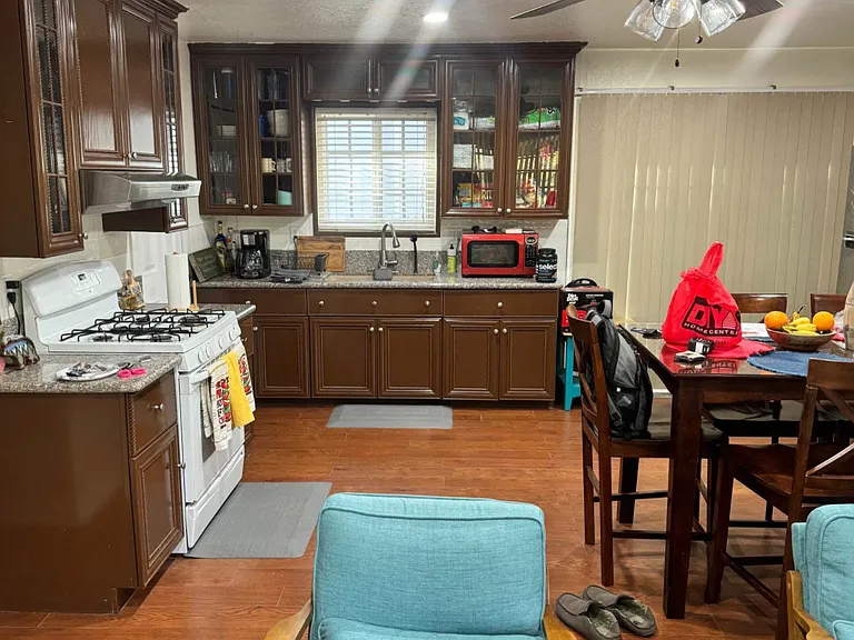 Full size kitchen with open floor plan.