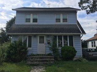 26 E Greenwich Ave, Roosevelt, NY 11575
