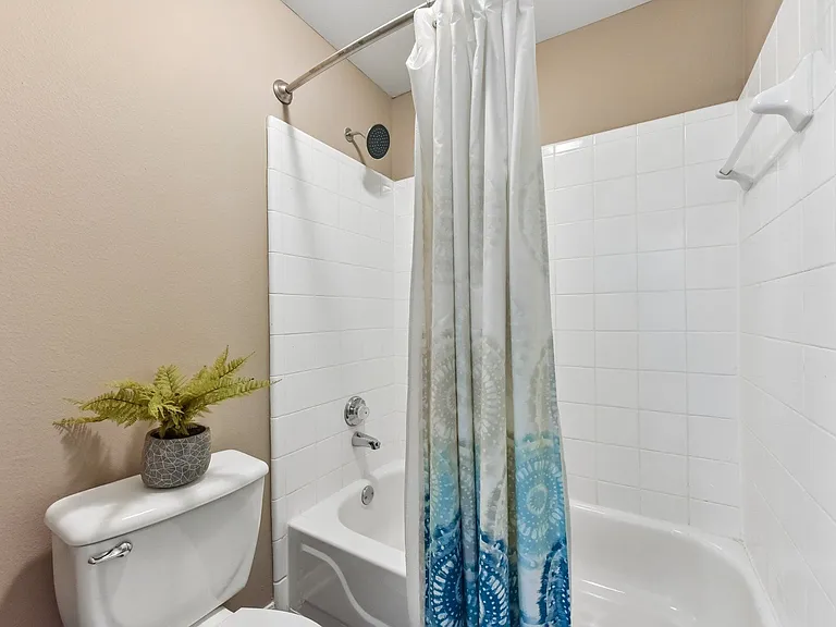 Madison Dell Ranch Apartments — Photo 38