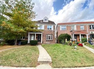 139-29 Pershing Cres, Jamaica, NY 11435