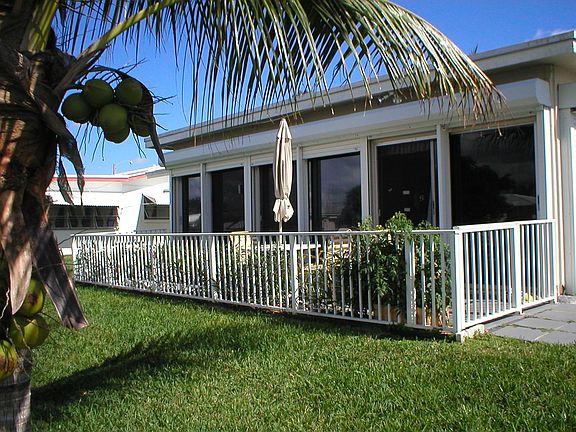 5th image of 4709 NW 47th Ave