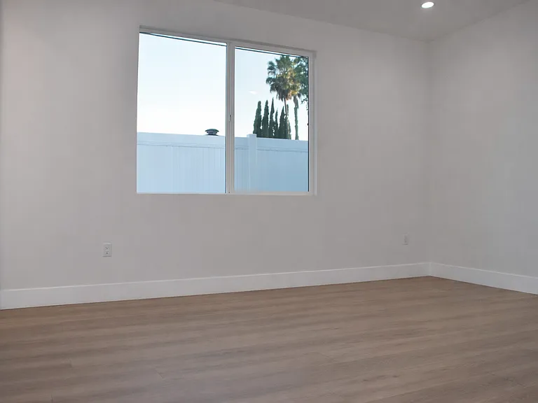 17324 Mayall St — Photo 10