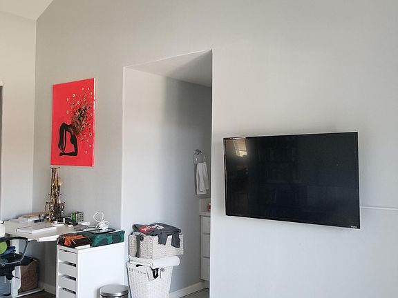 4th image of 4668 Wilson Ave APT 4