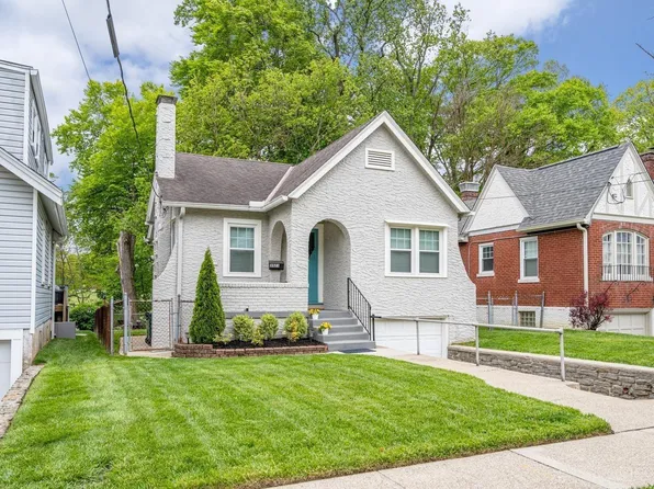 3521 Rawson Pl, Cincinnati, OH 45209