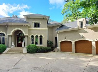 4520 Island Waters Dr, Denver, NC 28037