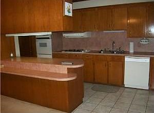 1st image of 2605 Leaf Ln