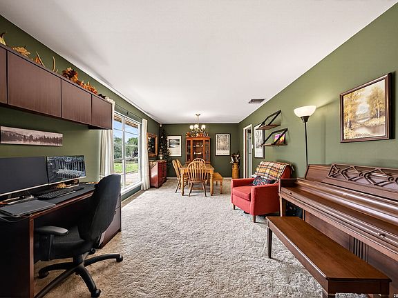 4th image of 10611 BURR OAK DR