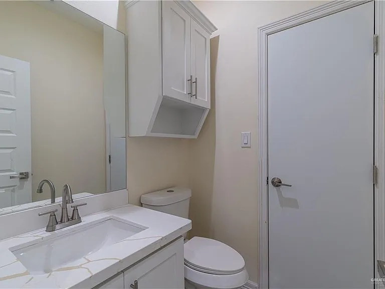 613 Tower Oak Dr — Photo 9
