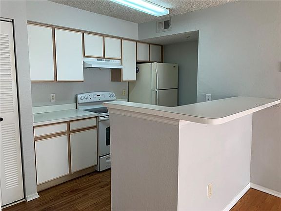 3rd image of 2203 Key West Ct APT 412