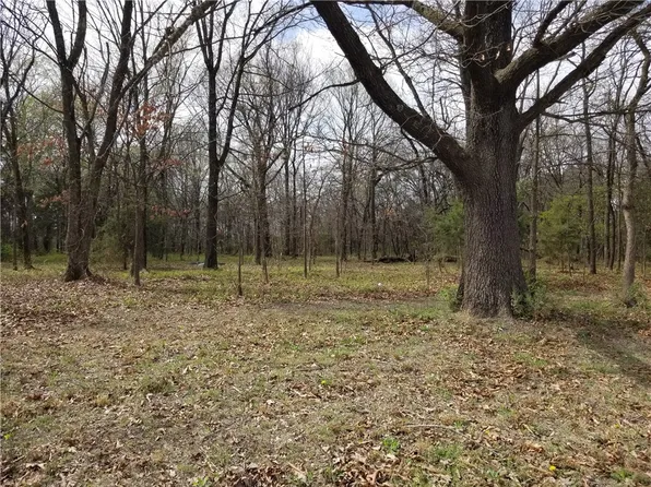 Bullock Rd, Bentonville, AR 72712