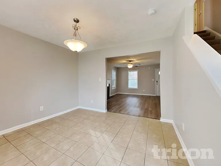496 Crutchfield Dr — Photo 4