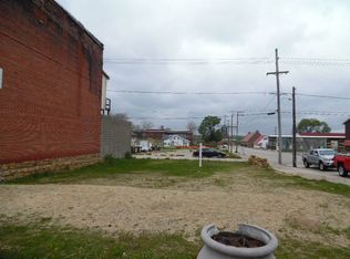 1000 N 4th St, Fulton, IL 61252